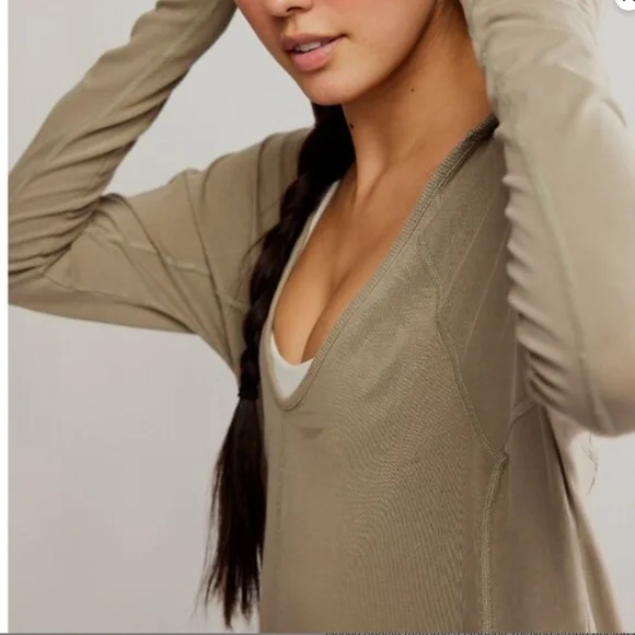 Free People Movement Long Sleeve Hot Shot Hooded Onesie in Sage Stone various - Picture 5 of 5